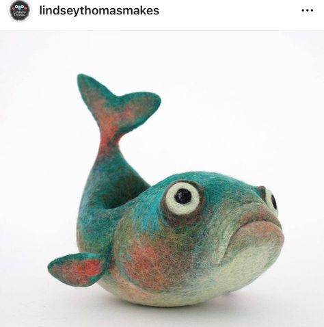 Lindsey Thomas, Needle Felting Diy Tutorials, Felted Fish, Mumbo Jumbo, Felt Fish, Idle Hands, Needle Felting Diy, Fish Ornaments, Wool Felting