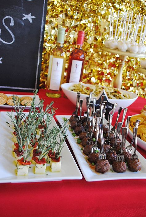 Rosemary Skewers, Oscars Party Ideas, Oscar Viewing Party, Red Carpet Party, Oscars Party, Viewing Party, Oscar Party, Christmas Cocktails, Food Presentation