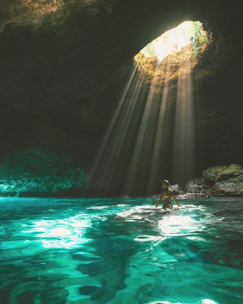 Blue Cave Tanna @mitch.cox #travelling #wonderfulplaces #globetrotter Blue Cave, Fiji Beach, Fiji Travel, Polynesian Islands, Fiji Islands, Pacific Islands, Beautiful Water, Venice Travel, Dream Places