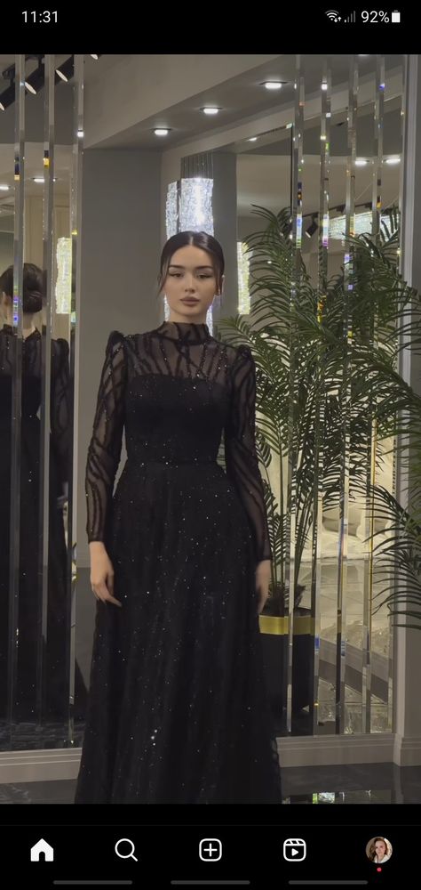 Black Formal Dress Elegant, Evening Party Dress Classy Long Sleeve, Black Evening Gown With Sleeves, Black Prom Dress Long Elegant, Black Gowns Elegant, Long Sleeve Gown Elegant, Gown Sleeves Design, Fancy Dresses Long Sleeve, Evening Gowns Formal Classy Elegant