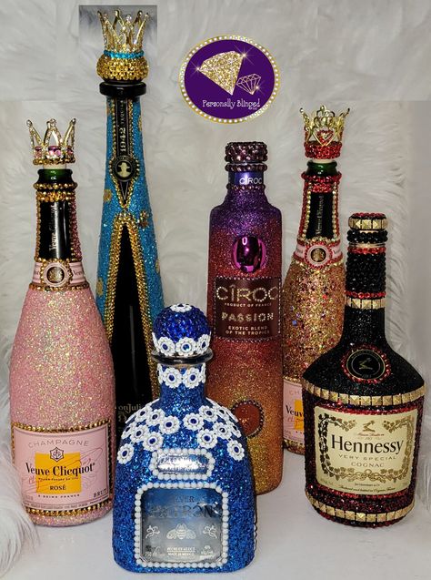 Wine Bottle Design Ideas, Bedazzled Alcohol Bottle, Custom Alcohol Bottles, Custom Liquor Bottles, Decorated Alcohol Bottles, Bejeweled Bottles, Alcohol Bottle Decorations, Bedazzled Liquor Bottles, Bedazzled Bottle