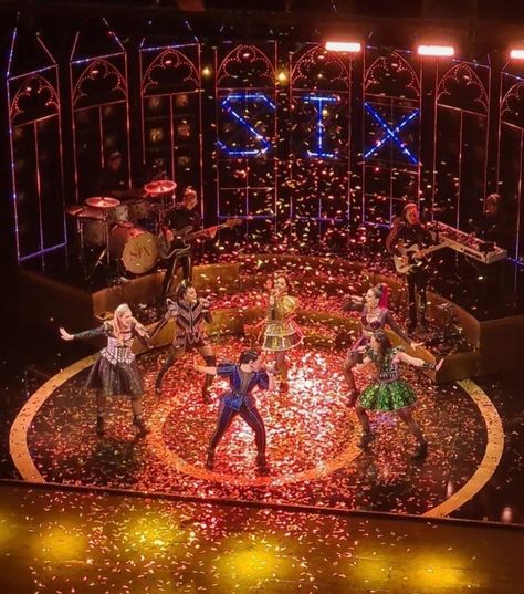 Six The Musical Uk Tour, Six Musical, Musical Wallpaper, Six The Musical, Uk Tour, Dream Life, Broadway, Musical, How To Plan