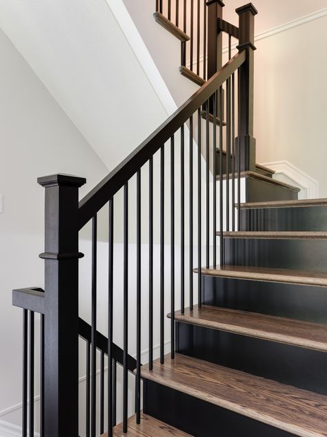 Black And Brown Stair Railing, Stairs Black And Wood, Black Risers Wood Stairs, Black And Brown Staircase, Dark Oak Staircase, Black Stained Staircase, Black Wood Railings For Stairs, Black Wood Staircase, Contrast Staircase