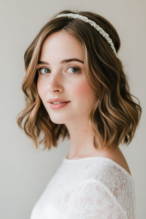 These 66 bridal headband hairstyles are perfect for brides who love to mix modern trends with classic beauty. From subtle, minimalist bands to sparkling tiaras, there’s something for every bride. Click to find your match now! #romanticbridalhair #headbandstyles #weddingdaybeauty Bridal Hair Ideas, Romantic Bridal Hair, Short Bridal Hair, Boho Waves, Using A Curling Wand, Medium Curls, Bride Headband, Bridal Hairstyle, Curl Styles