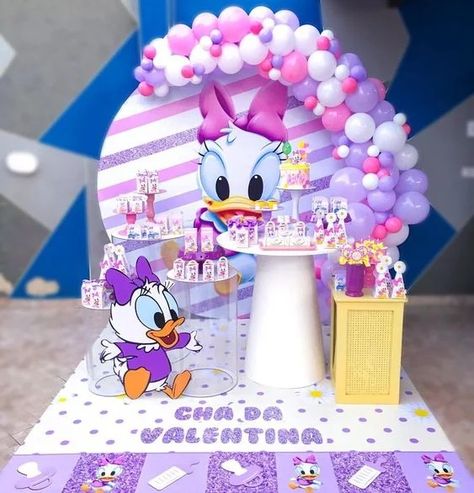 Shop Sale Kids Cartoon Daisy Duck Happy Birthday Party Round Cover Daisy Duck Birthday Party Ideas, Duck Happy Birthday, Daisy Duck Party, Cartoon Daisy, Duck Baby Shower Theme, Baby Daisy, Daisy Party, Baby Shower Duck