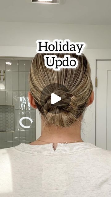 Lainey Ostrom on Instagram Holiday Updos, Easy Holiday Hairstyles, Justin Bieber Mistletoe, Holiday Hairstyles Easy, Holiday Updo, Holiday Party Hair, Unicorn Hair Color, Christmas Party Hairstyles, Selfie Challenge