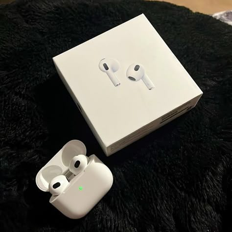 AirPods 3rd Gen Earphones Aesthetic, Airpods Aesthetic, Headphone Aesthetic, Aesthetic Airpods, Samsung Galaxy Buds Pro, Airpods 3rd Gen, Headphones Apple, Airpod Pro Case, Automotive Logo Design