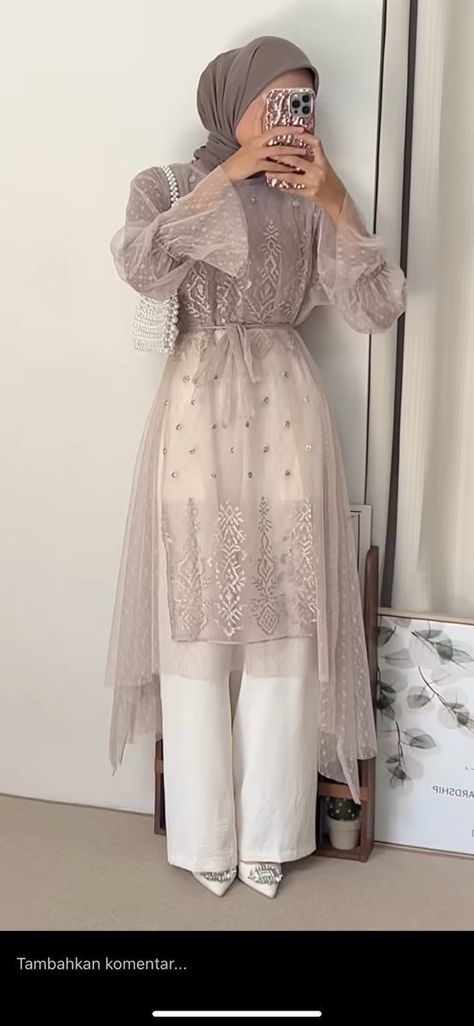 Muslim Fashion Dress Gowns, Muslim Fashion Dress Modern, Lebaran Outfit, Mix And Match Outfits Hijab, Dress Brokat Modern, Dress Muslim Modern, Kondangan Outfit, Kebaya Modern Dress, Bg Design