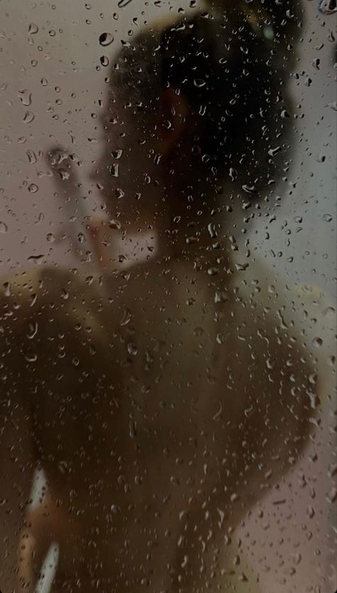 Faux Shower Photography, Steamy Shower Door Poses, Shower Silhouette Photography, Fake Shower Photos, Steamy Shower Poses, Glass Shower Photoshoot, Shower Poses Bathroom, Shower Aesthetic Pictures, Shower Shoot Photography