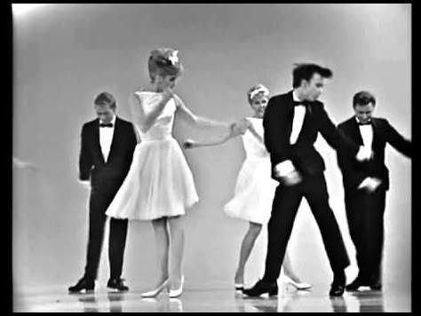 Judy Garland Show, Contemporary Dance Moves, Funny Dance Moves, American Bandstand, Mean Green, Shall We Dance, Nitty Gritty, Cool Dance Moves, Cool Dance