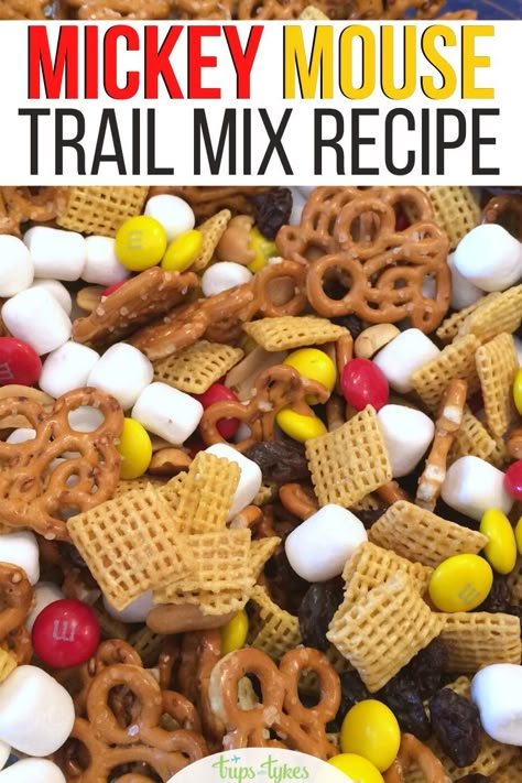 Disney Theme Snacks Easy, Disney Trail Mix Recipes, Mickey Trail Mix Party Ideas, Best Disney Snacks To Pack, Road Trip Trail Mix Recipe, Disney Snacks To Make At Home, Mickey Mouse Trail Mix Recipe, Diy Disney Treats, Disney Road Trip Snacks