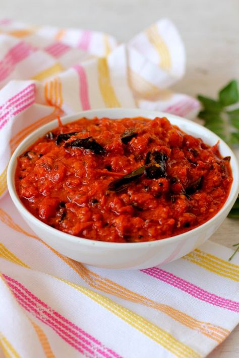 Tomato pickle recipe, instant andhra tomato pachadi Tomato Pappu, Kumato Tomato Recipe, Tomato Pickle Recipe, Tomato Pachadi, Veg Cutlet Recipes, Tomato Pappu Andhra, Nepali Pickle, Instant Mirchi Achar, Restaurant Style Recipes