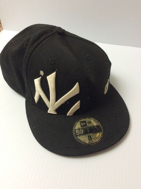 New York Yankees Fitted Cap Size 8 Black Baseball Hat. Condition is Pre-owned. Shipped with USPS First Class Package. A little wear as shown in pictures. Feel free to ask any questions. Black Hat Outfit, Nyc Cap, Vintage Bucket Hat, Yankee Fitted, Custom Fitted Hats, Black Baseball Hat, New York Yankee Hat, Apparel Design Inspiration, Silly Clothes