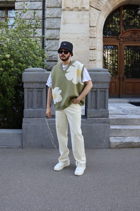 The sage green top with daisy’s is the focal point of this outfit Bf Fits, Green Shoes Outfit, Sage Green Top, Urban Clothing Men, Cream Outfit, Mens Fasion, Outfits Stylish, Trendy Boy Outfits, Earthy Outfits