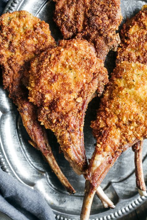 Italian Parmesan Crusted Lamb Chops - crisp, succulent and delicious, they're what you want for dinner!| ciaochowbambina.com #lambchops #lamb #parmesancrustedlamb #dinner #entree #maincourse #Italiancooking #Italianfood #parmesan French Lamb Chop Recipes, Italian Lamb Chops, Spicy Lamb Chops, Parmesan Crusted Lamb Chops, Italian Lamb Recipes, Baked Lamb Chops Oven, Fried Lamb Chops, Crispy Lamb, Crusted Lamb Chops