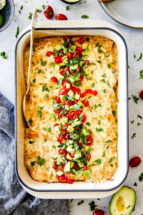 Enchiladas Green, Green Chile Chicken Enchilada Casserole, Green Chili Chicken Enchiladas, Green Sauce Recipe, Enchiladas Recipes, Green Chili Enchiladas, Chili Enchiladas, Green Chile Enchilada Sauce, Crockpot Recipes Ground Beef