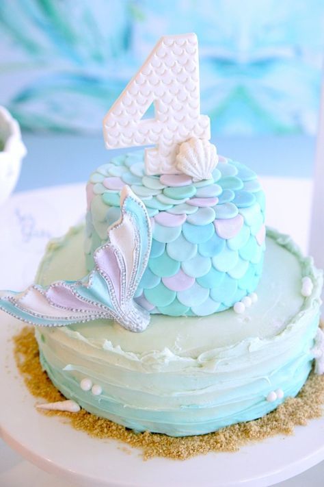 Mermaid Cakes Simple, Ariel Birthday Cake Simple, Diy Mermaid Cake, Mermaid Party Cake, Mermaid Birthday Cake Ideas, Mermaid Birthday Cake, Mermaid Birthday Party Decorations, Mermaid Theme Birthday Party, Mermaid Cupcakes