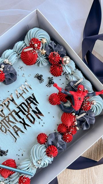 Men Theme Cake, Men Sheet Cake Ideas, Sheet Cakes For Men, Spider Man Sheet Cake, Modern Sheet Cake Design, Spiderman Cake Sheet, Spider Man Sheet Cake Ideas, Modern Sheet Cake, Cake Trends For 2023