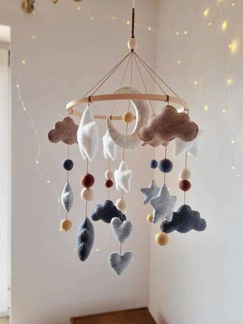 Baby Mobile Neutral Clouds and Stars Nursery Decor Gift for - Etsy Moon Stars Nursery, Star Themed Nursery, Night Nursery, Sky Nursery, Stars Nursery, Stars Baby Mobile, Stars Nursery Decor, Clouds And Stars, Baby Room Themes