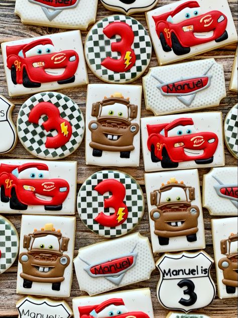 Cars Cookies Decorated Disney, Cars Movie Cookies, Two Mater Birthday, Disney Cars Cookies Decorated, Cars Cookies Decorated, Pixar Cars Cookies, Cars Cookies Disney, Cars Birthday Cookies, Cars Sugar Cookies