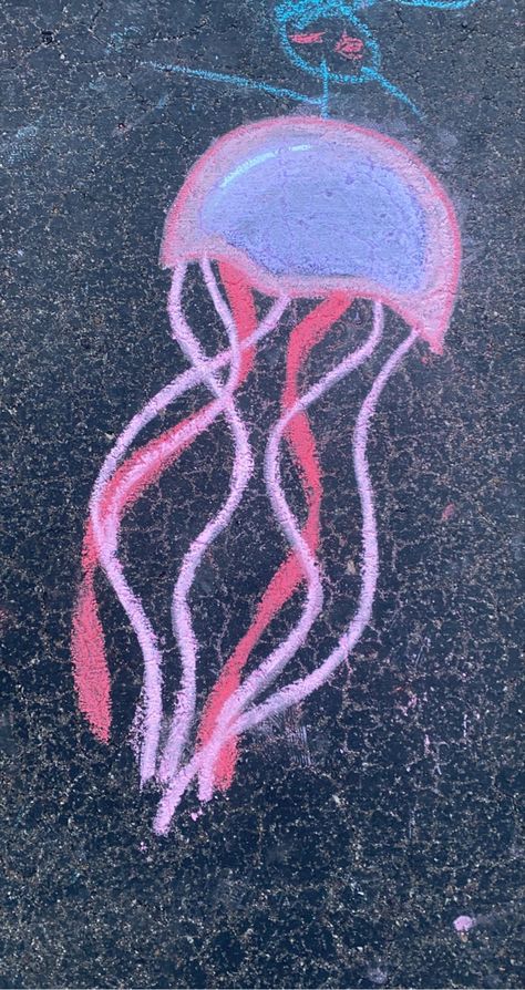 Jellyfish Chalk Art Easy, Side Walk Calk Ideas, Chalk Coloring Ideas, Easy To Draw Chalk Art, Chalk Sidewalk Ideas, What To Draw With Chalk Easy, Cute Sidewalk Chalk Art Easy Summer, Summer Things To Draw With Chalk, Easy Side Walk Chalk Art For Kids