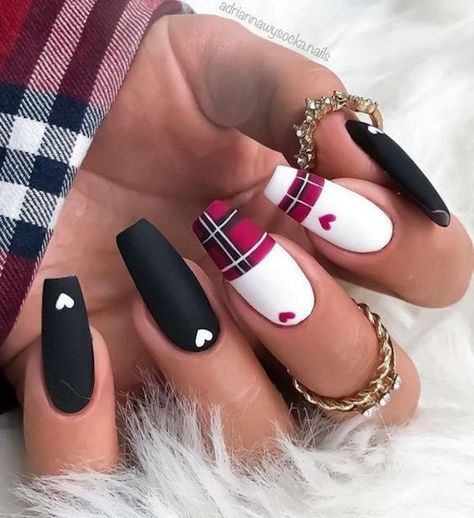 valentines nail design 15 1 Valentines Nail Art Designs, Black And White Nail, Valentine Nail Art, November Nails, Romantic Nails, February Nails, Plaid Nails, Nail Designs Valentines, Blush Nails