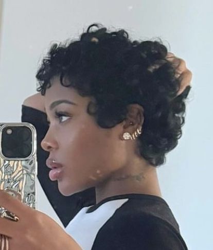 The Big Chop, Finger Waves Short Hair, Short Permed Hair, Twa Hairstyles, Jayda Wayda, Chic Short Hair, Natural Hair Short Cuts, Cut Life, Short Hair Pixie Cuts