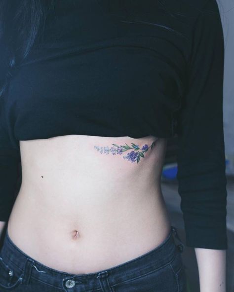 Lavender and lilac underboob tattoo. Tattoo Artist: Sol Tattoo Lilac Tattoo, Simple Tattoos For Women, Lavender Tattoo, Underboob Tattoo, Sternum Tattoo, Sister Tattoos, Skin Art, Piercing Tattoo, Love Tattoos