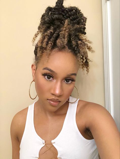 Passion Twist Bun, Twist Hairstyle, Crochet Hairstyles, Passion Twists, Twist Bun, Twist Hairstyles, Crochet Hair Styles, Messy Bun, Hair Ideas