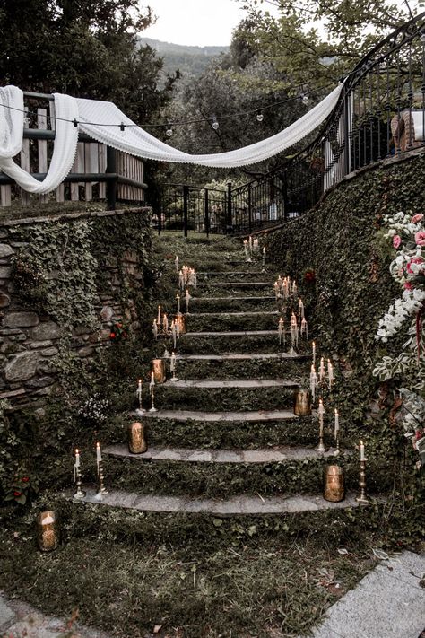 This dreamy reception entranceway features candlesticks + a garden feel | Image by Lilly Red Creative Wedding Goth, Gothic Wedding Theme, Witch Wedding, Baroque Wedding, Dark Wedding Theme, Halloween Themed Wedding, Medieval Aesthetic, Hippie Wedding, Lake Como Wedding