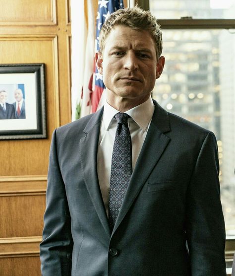 Peter Stone, Philip Winchester, Chicago Justice, Special Victims Unit, Evolution Of Fashion, Law And Order Svu, Jeremy Renner, Law And Order, Best Model