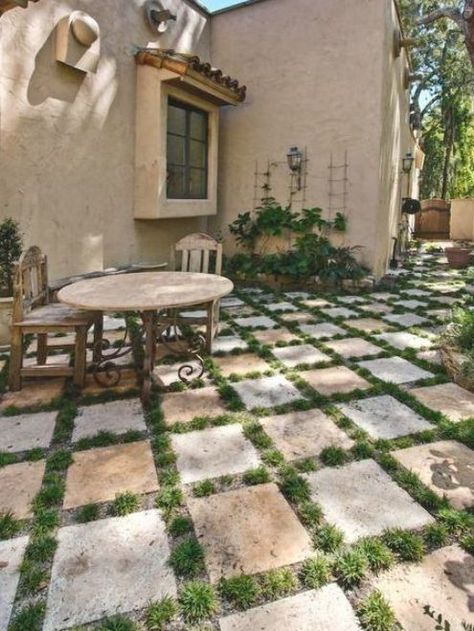 15 Modern Mediterranean Backyard Makeover On A Budget Modern Mediterranean Backyard, Mediterranean Backyard, Tuscan Tile, Style Toscan, Grass Pavers, Grass Growing, Travertine Pavers, Mediterranean Interior, Tuscan Design