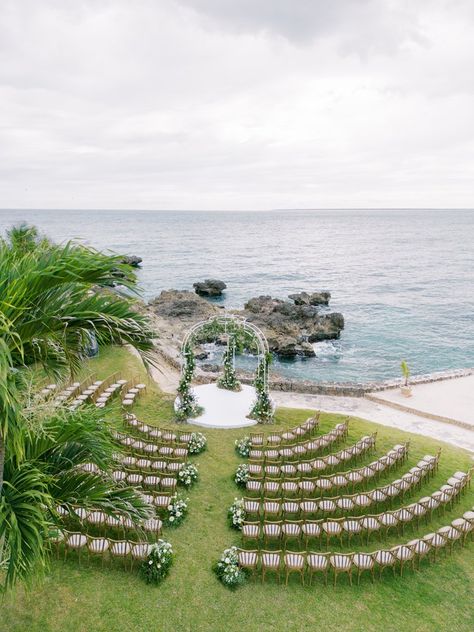 ocean side wedding ceremony Wedding Cliff Ocean, Beach Cliff Wedding Ceremony, Waterside Wedding Ceremony, Wedding Overlooking Ocean, Ocean Wedding Ceremony, Wedding Ideas Ocean, Oceanfront Wedding Ceremony, Cliff Side Wedding Ceremony, Ocean Ceremony