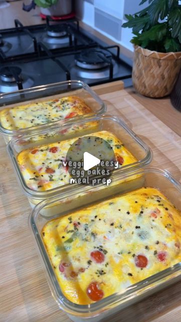 Baked Egg Meal Prep, Meal Prep Eggs In Oven, Meal Prep Omlet, Meal Prep Egg Whites, Egg Whites In Oven, Egg Prep Breakfast, High Protein Low Carb Meal Prep Breakfast Ideas, Cooking Eggs In The Oven, Egg White Meal Prep