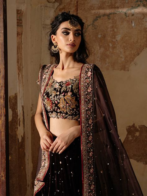 RAYA KURTI W/ IZAAR & DUPATTA Velvet Ghagra, Brown Dupatta, Velvet Lehenga Choli, Misha Lakhani, Sari Shop, Blouse Lehenga, Lehenga Dupatta, Velvet Lehenga, Zardozi Embroidery