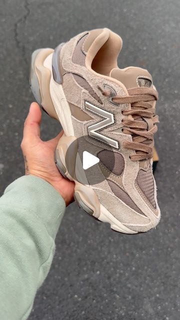 URBANSTYLESPR on Instagram: "New balance 9060 😍 Ordena 👇
https://www.gourbanstyles.com/product-page/new-balance-9060-mushroom-1
Ath movil ✅" New Balance 9060 Mushroom, Styling New Balance 9060, New Balance 9060 Outfit Ideas Women, New Balance 9060 Outfit, 9060 New Balance, Mushroom Outfit, New Balance Outfit, New Balance 9060, January 25