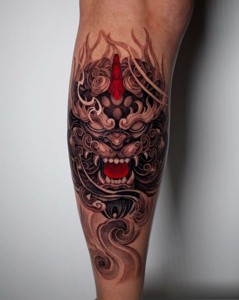 Foo Dog Tattoo Design Sleeve, Perro Fu Tattoo, Fudog Tattoo Design, Chinese Lion Tattoo, Calf Tattoo Designs, Foo Dog Tattoo Design, Calf Tattoo Men, Tattoo Healing, Foo Dog Tattoo