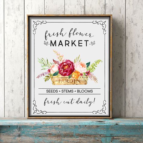 Free Printable Farmhouse Fresh Flower Market Wall Art /// 4 Different Versions!!! Flower Market Printable, Farmhouse Printables, Farmhouse Printable, Fresh Flower Market, Gorgeous Farmhouse, Farmhouse Fresh, Spring Printables, Free Printable Wall Art, Free Printable Art