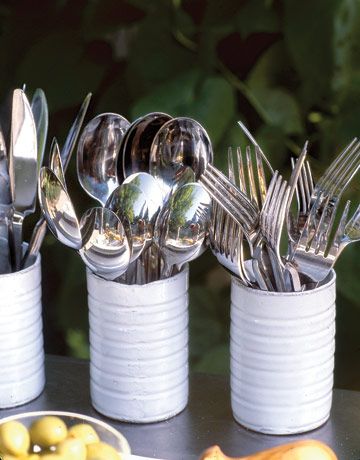 Great Idea ~ painted cans for plasticware or silverware. Could add red and white checkered fabric or paper to outside of can. Painted Tin Cans, Country Party, Summer Garden Party, Outdoor Party Decorations, Forks And Spoons, Backyard Party, Utensil Holder, Outdoor Parties, White Party