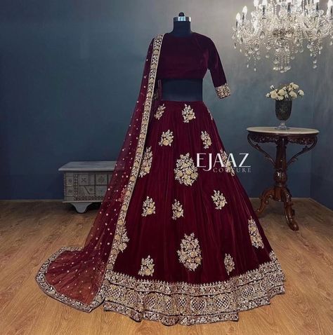 Red Velvet Lehenga, Engagement Lehenga, Red Bridal Dress, Velvet Lehenga, Wedding Lehenga Designs, Velvet Dress Designs, Latest Bridal Dresses, Bridal Dresses Pakistan, Indian Bridal Lehenga