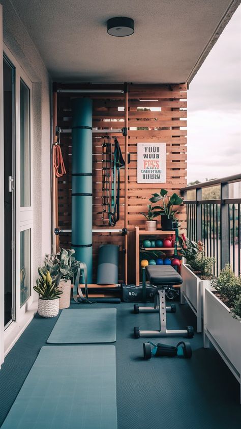 Balcony Workout Space, Balcony Gym Ideas Apartment, Gym In Small Spaces, Yoga Balcony Ideas, Balcony Gym Ideas, Patio Gym Ideas, Balcony Yoga, Patio Gym, Balcony Gym