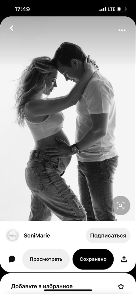 Couple Pregnancy Pictures, Maternity Shoot Outfit, Studio Maternity Shoot, Maternity Studio Photoshoot, Studio Maternity Photos, Maternity Photography Poses Couple, Shooting Studio, Modern Maternity, Studio Photoshoot Ideas