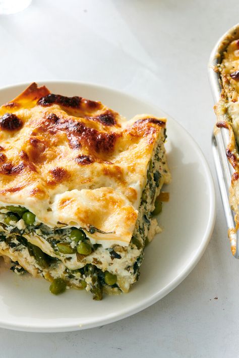 The Most Popular Recipes of 2023 So Far - Recipes from NYT Cooking White Lasagna, Homemade Green Bean Casserole, Melissa Clark, Baked Lasagna, Best Bagels, Veggie Lasagna, Vegetarian Lasagna, Baked Pasta, Pasta Primavera