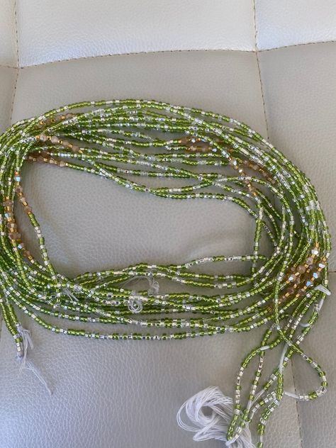 Nigerian Waist Beads, Plus Size Waist Beads, Green Waistbeads, Green Waist Beads, Earth Princess, Body Jewelry Diy, Island Gyal, Waist Beads African, Belly Beads