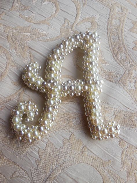 Pearl Monogram Letter 'R' by TheSnuggledStitch on Etsy Monogram Letter S, Decor Shabby Chic, Button Art, Jewelry Tree, Button Crafts, Beaded Brooch, Old Jewelry, Letter A, Letter Art