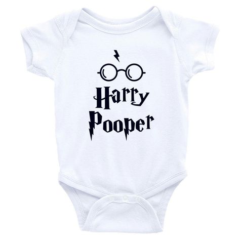 Funny Babygrow Ideas, Harry Potter Onsies, Newborn Onesie Ideas, Harry Potter Onsie, Babygrow Ideas, Harry Potter Baby Clothes, Baby Harry Potter, Harry Potter Onesie, Harry Potter Baby Shower