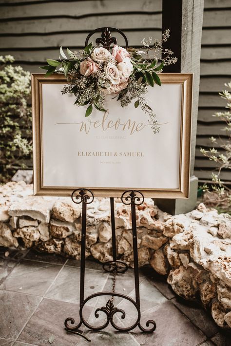 Wedding welcome sign with florals Picture Frame Welcome Sign, Framed Welcome Sign Wedding, Party Welcome Sign Entrance, Welcome Signs Diy, Welcome Sign For Wedding Entrance, Welcome Table Wedding Entrance, Diy Wedding Entrance, Reception Poster, Entrance Wedding