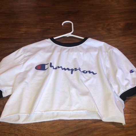 Size- S, Color- White, Good Condition Champion Aesthetic, Champion Clothing, Champion Shirt, Shirt Color, Colorful Shirts, Color White, Crop Tops, Women's Top, Women Shopping