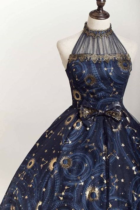 Spacecore Fashion, Celestial Aesthetic Clothes, Indoor Garden Ideas, Lolita Dress, Lolita Fashion, Fancy Dresses, Vincent Van Gogh, Indoor Garden, Look Cool