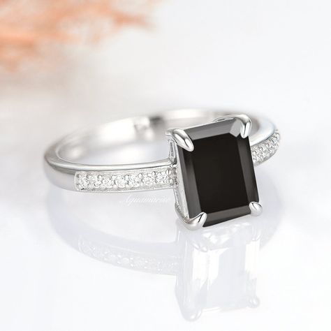 Black Stone Engagement Ring Silver, Black Onyx Ring Silver, Black Stone Ring Engagement, Ava Black, Spinel Engagement Rings, Black Spinel Ring, Ring Boy, Black Onyx Engagement Ring, Onyx Engagement Ring